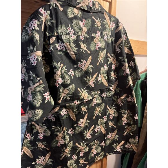 Malihini Vintage Men’s XL Black Floral SS Button Down Cotton Hawaiian Shirt - Picture 16 of 16